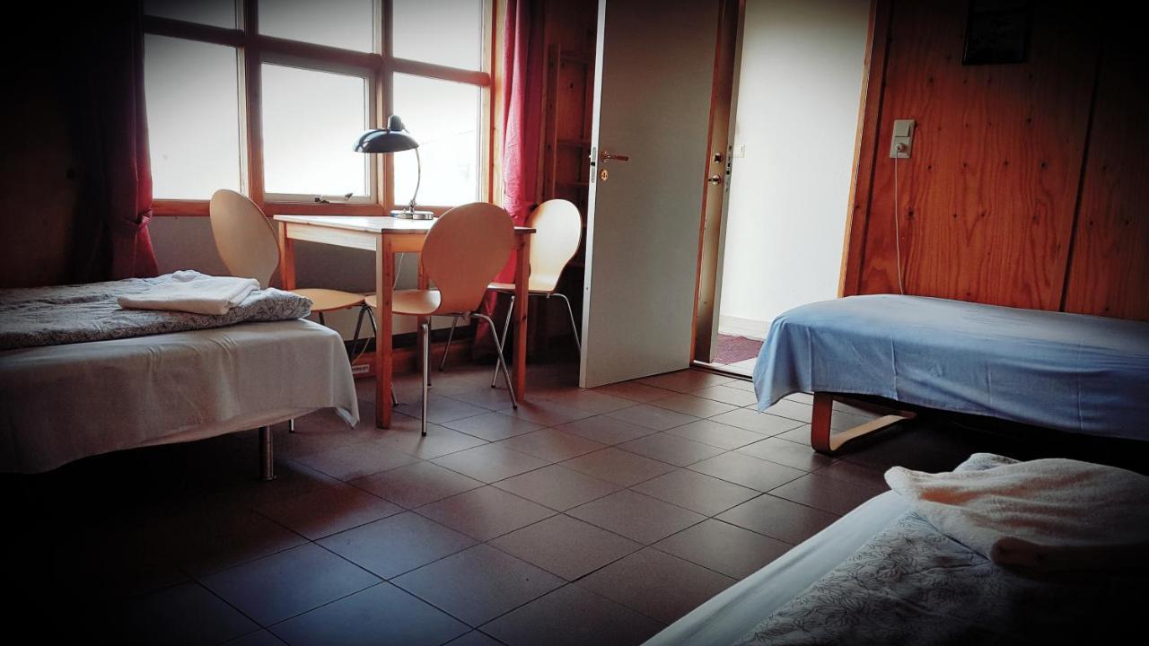 Hunathing Vestra Brekkulaekur Guesthouse מראה חיצוני תמונה