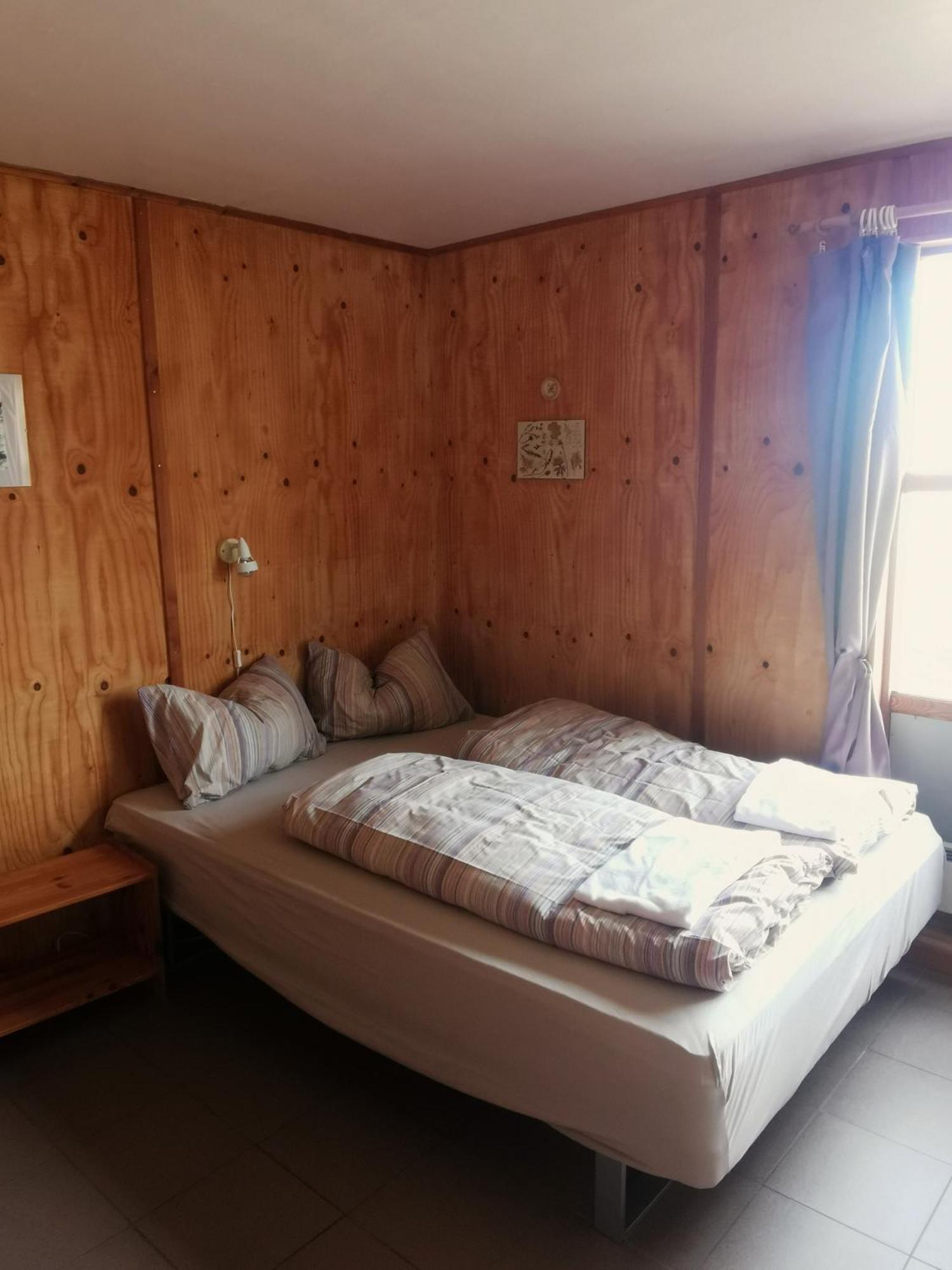 Hunathing Vestra Brekkulaekur Guesthouse מראה חיצוני תמונה