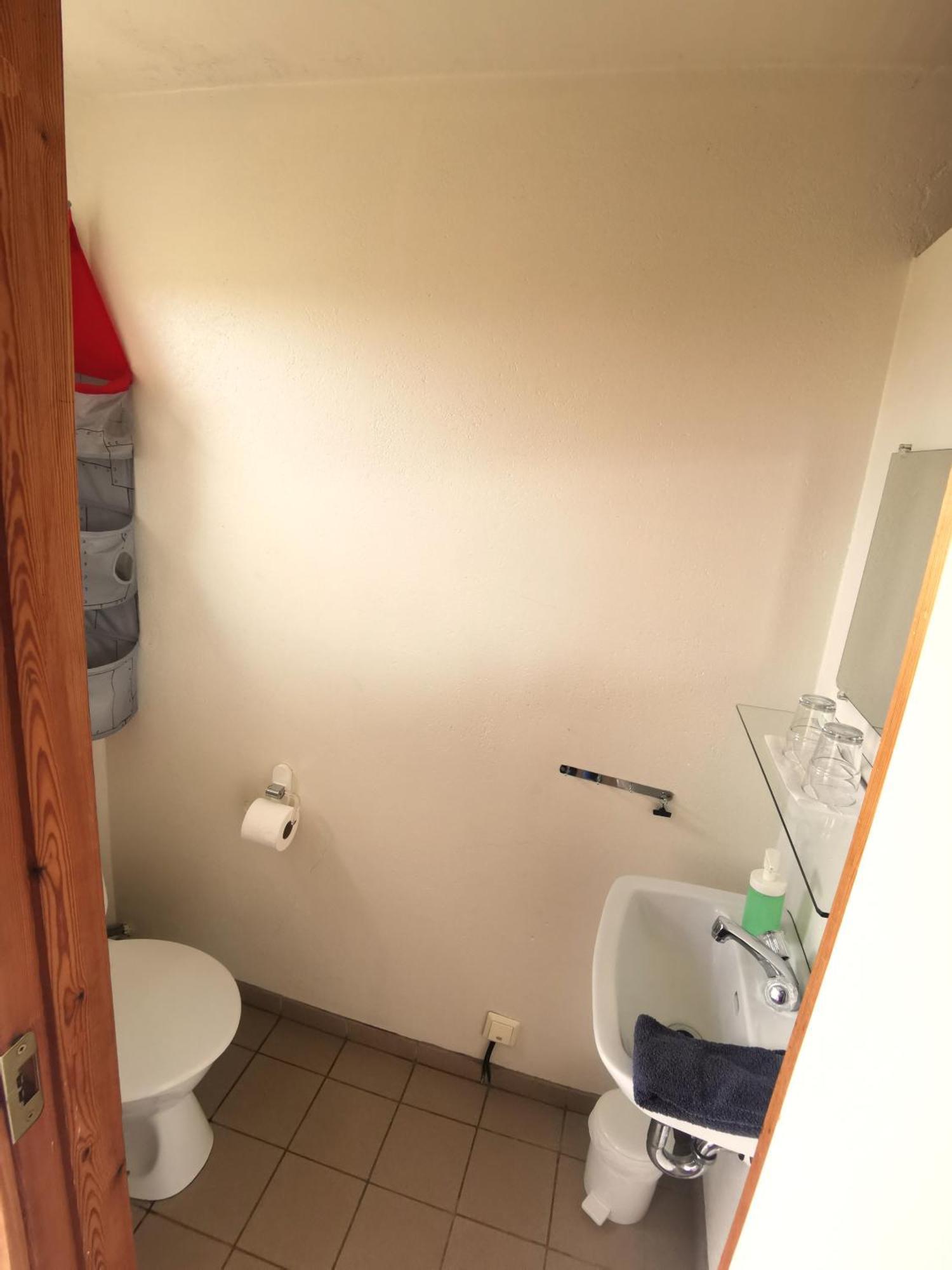 Hunathing Vestra Brekkulaekur Guesthouse מראה חיצוני תמונה