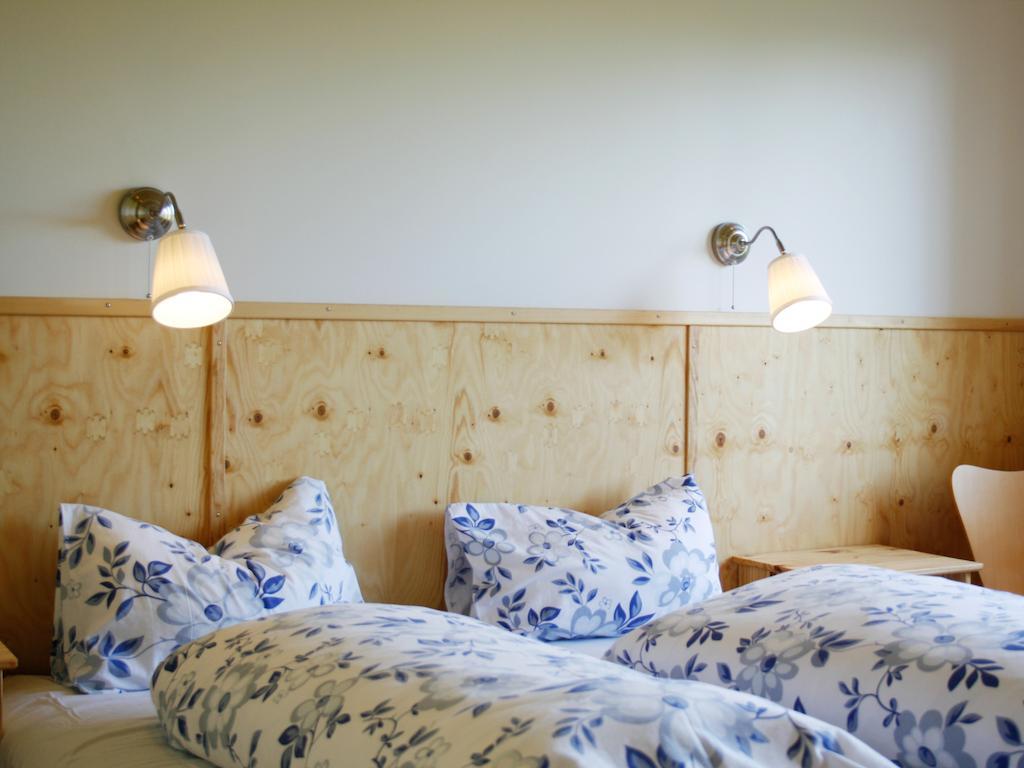 Hunathing Vestra Brekkulaekur Guesthouse חדר תמונה