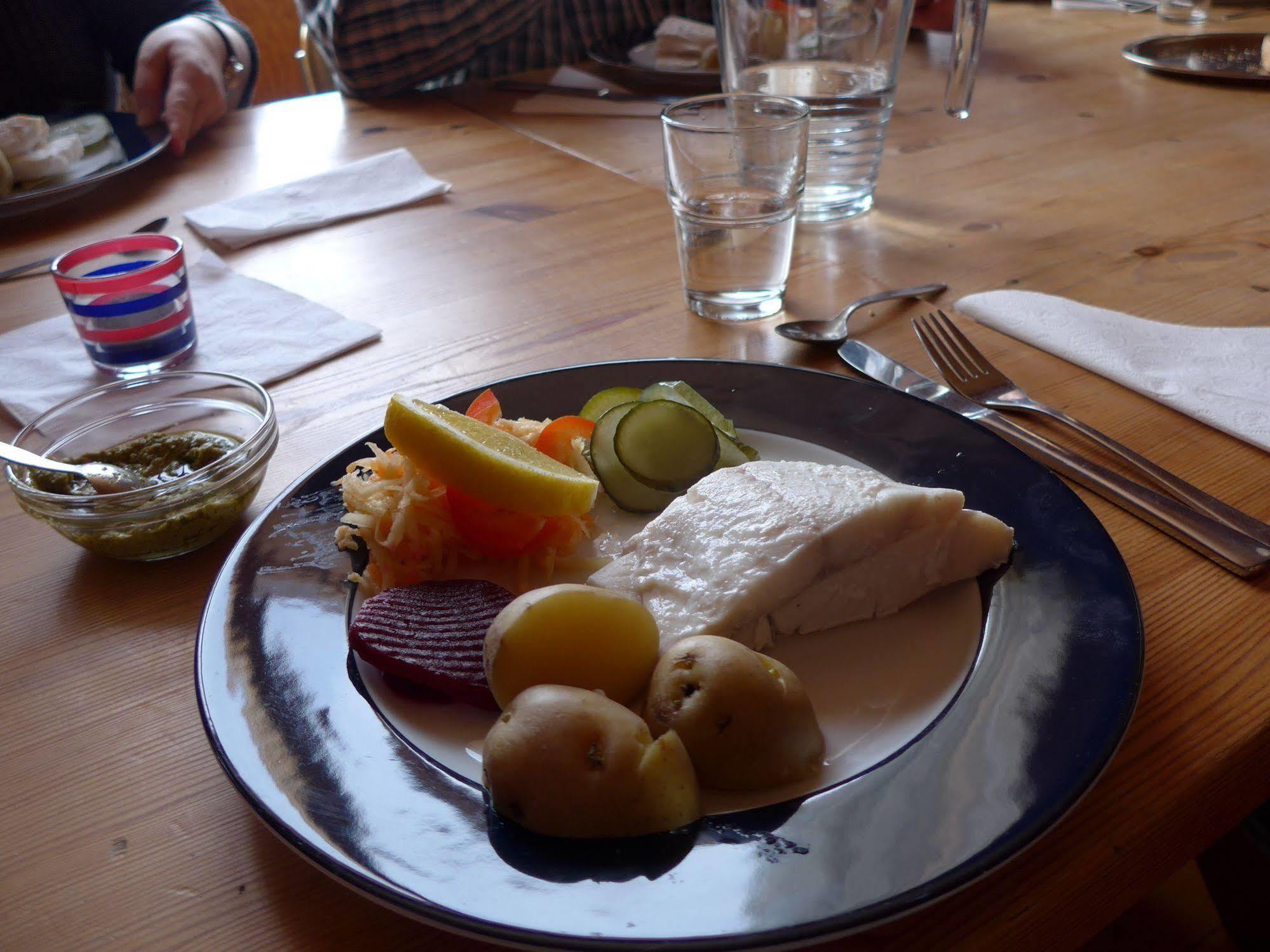 Hunathing Vestra Brekkulaekur Guesthouse מראה חיצוני תמונה